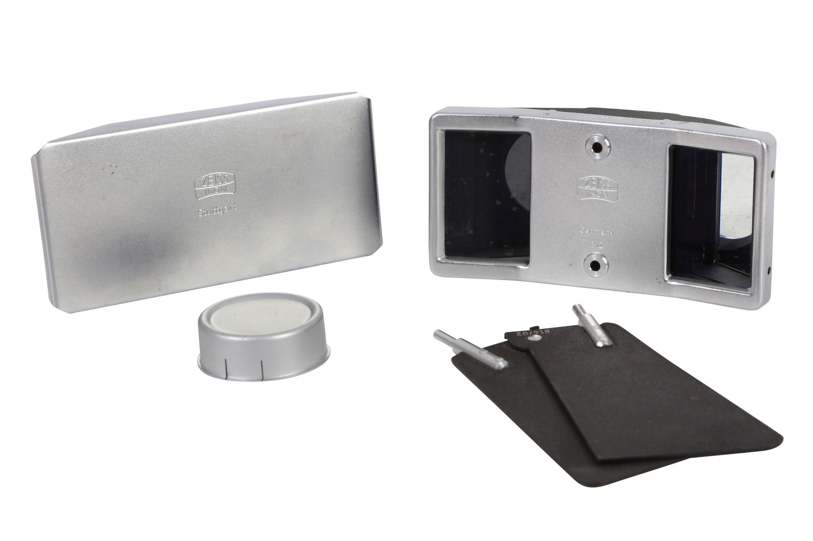 A Zeiss Ikon Steritar 812 Stereo Adapter: A Zeiss Ikon Steritar 812 Stereo Adapter with maker's caps, 814/02 septum, and maker's box's, Optics, G - some marks to coating.