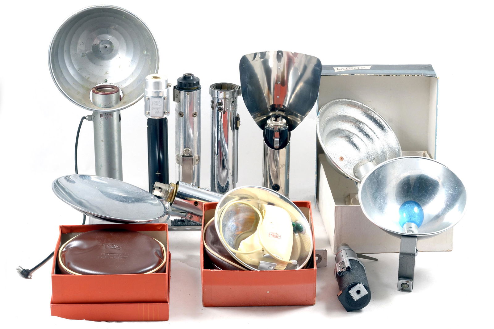 Group of Vintage Flash Units & Reflectors. (1 of 3)