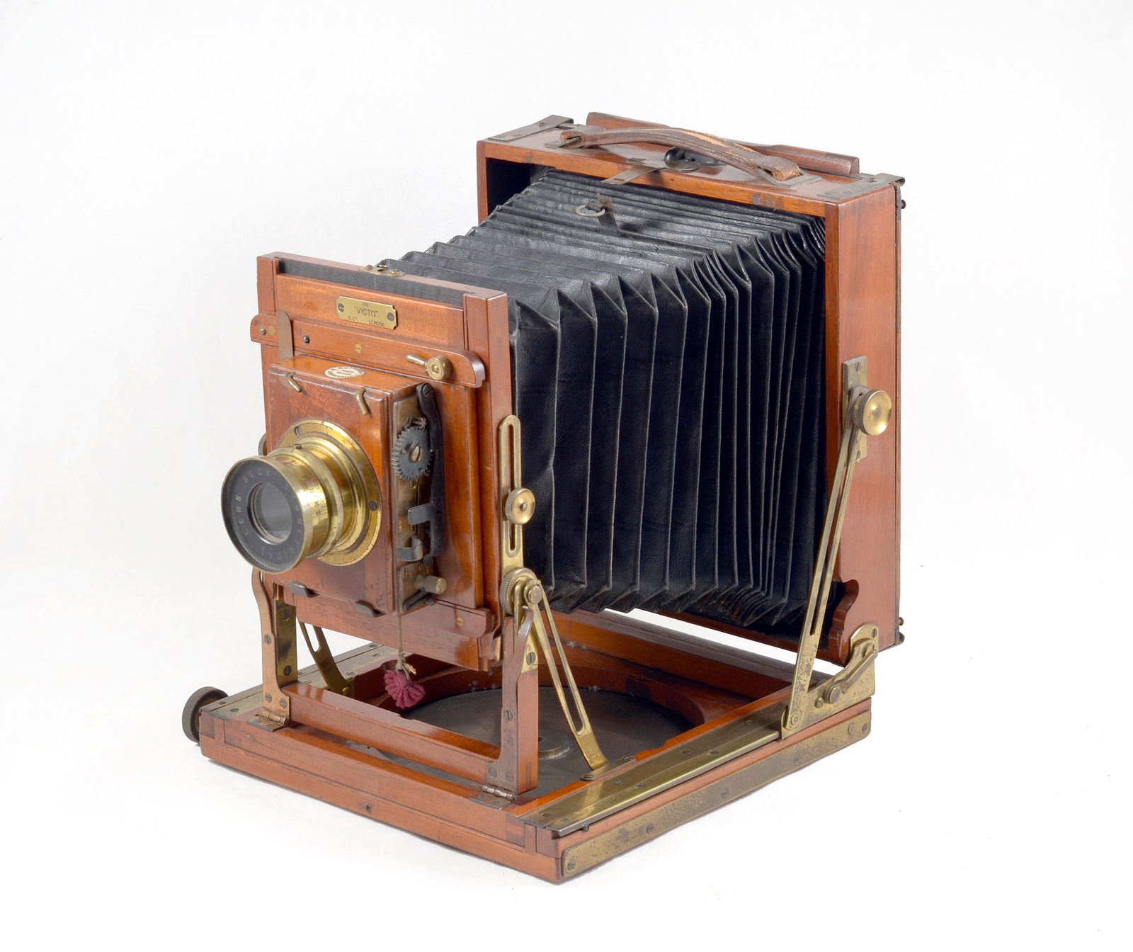 Houghton Victo Half Plate Field Camera. (1 of 3)