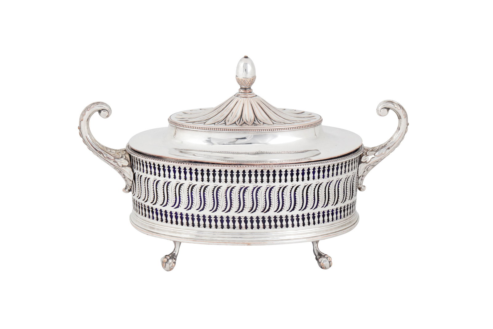A George III Old Sheffield Silver Plate butter dish, Sheffield circa 1780: A George III Old Sheffield Silver Plate butter dish, Sheffield circa 1780 Of oval form with beaded borders upon four ball and claw feet with twin acanthus upwards scroll handles, the pull off cavetto