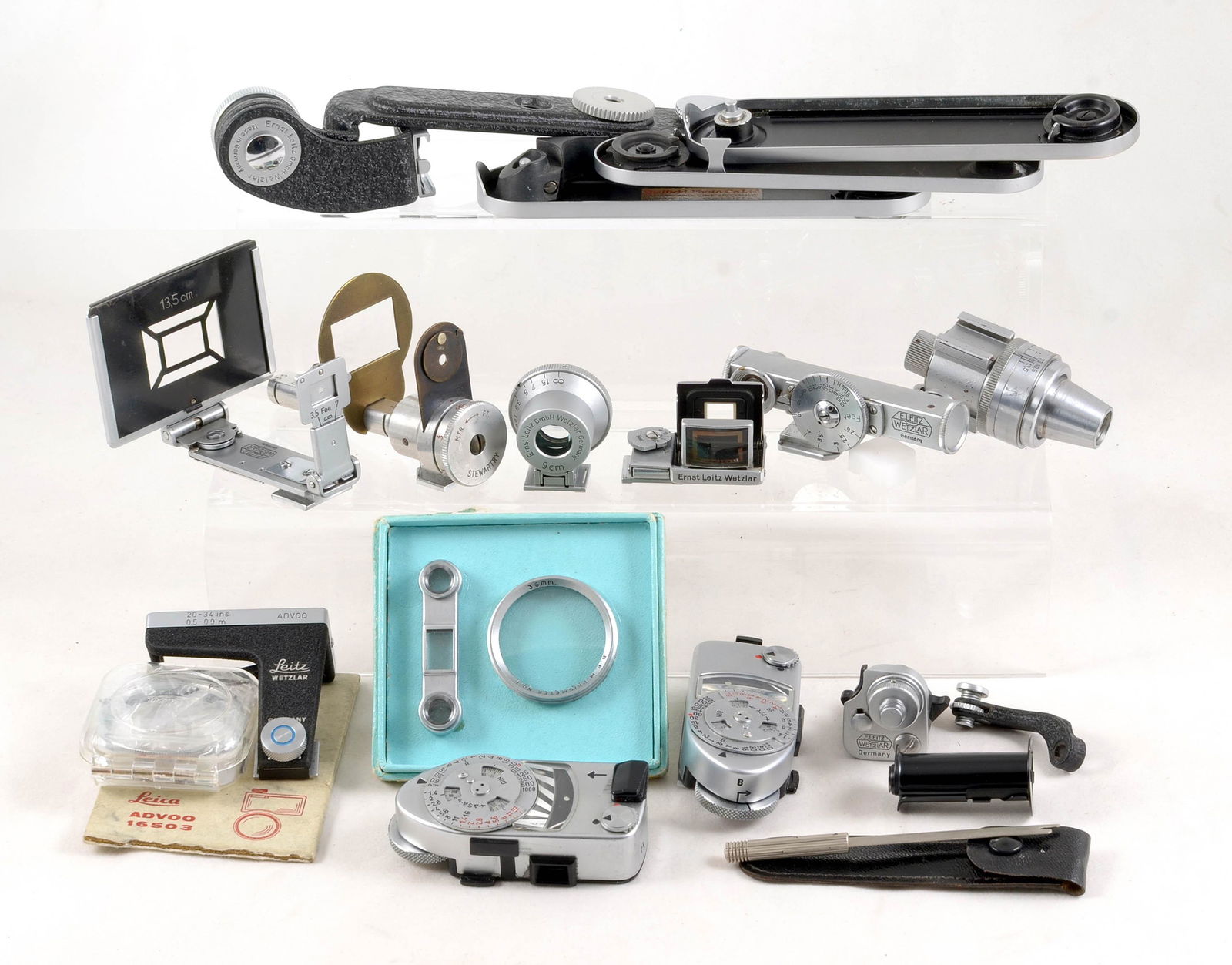 A Good Selection Of Leica Viewfinders, Baseplates & Other Accessories. (1 of 4)