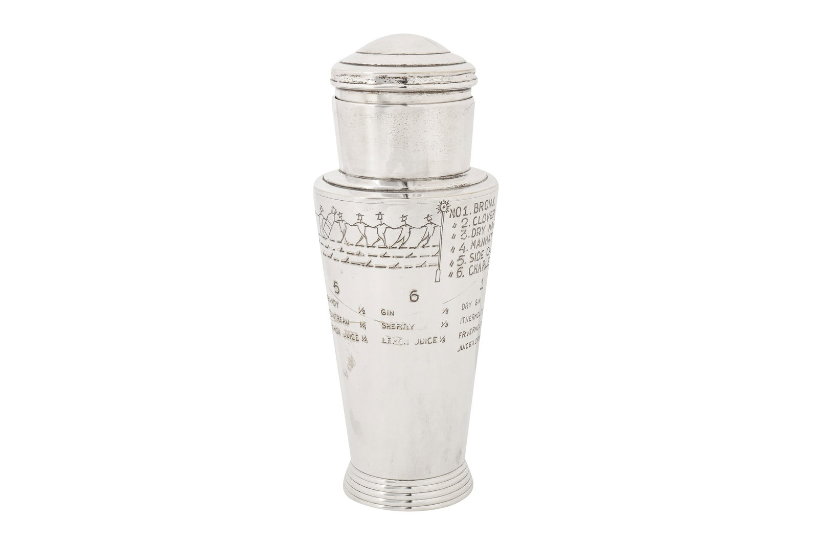 A mid-20th century silver plated cocktail shaker, circa 1960 (1 of 4)