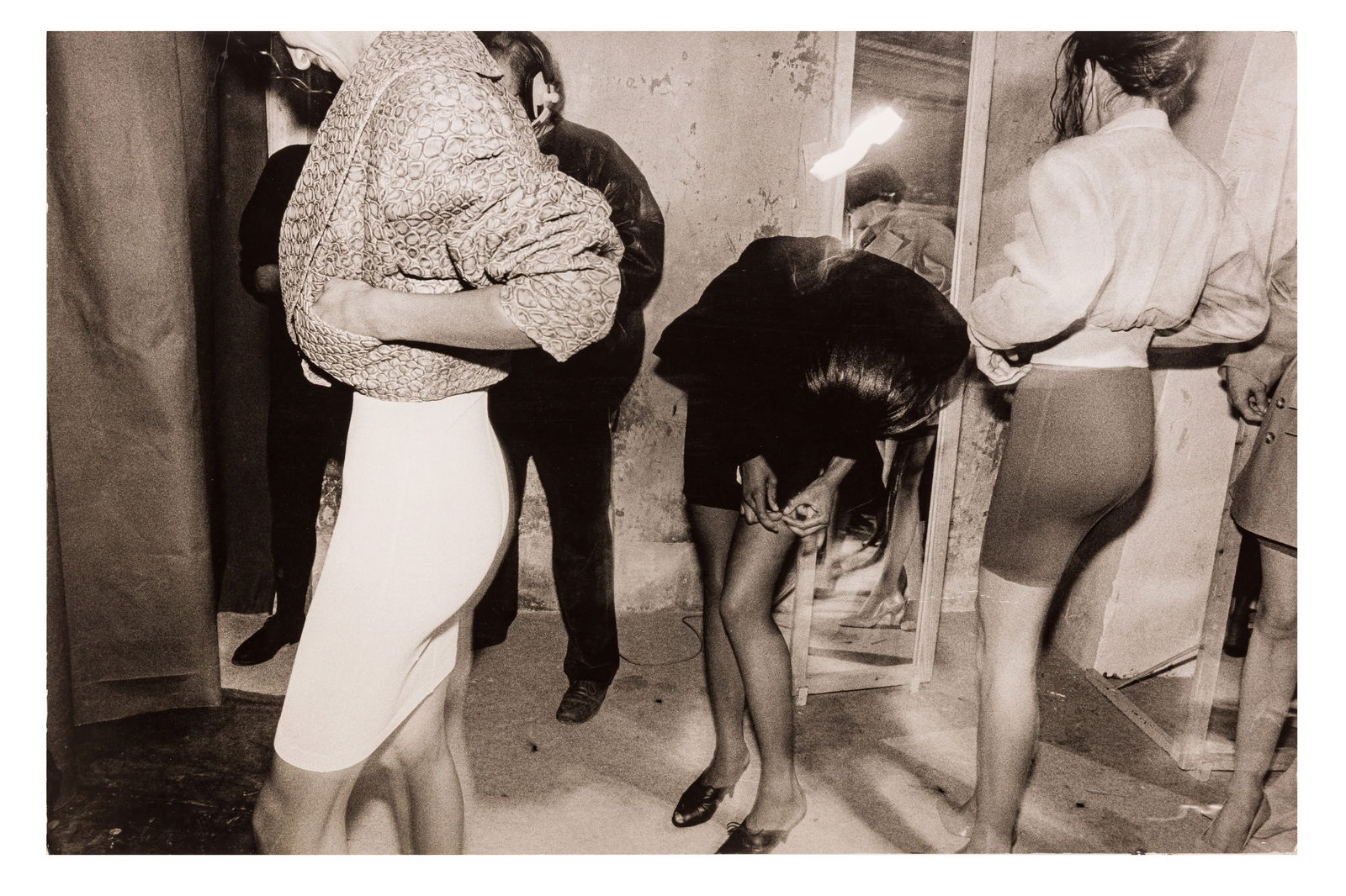 § William Klein (1926-2022): William Klein (1926-2022) HEADS CUT, ALAIA, PARIS, 1987. Heads cut, Alaïa, Paris 1987". Silver gelatin print, flush mounted to board, image/sheet size 66.7 x 100cm, titled and dated by the photograph