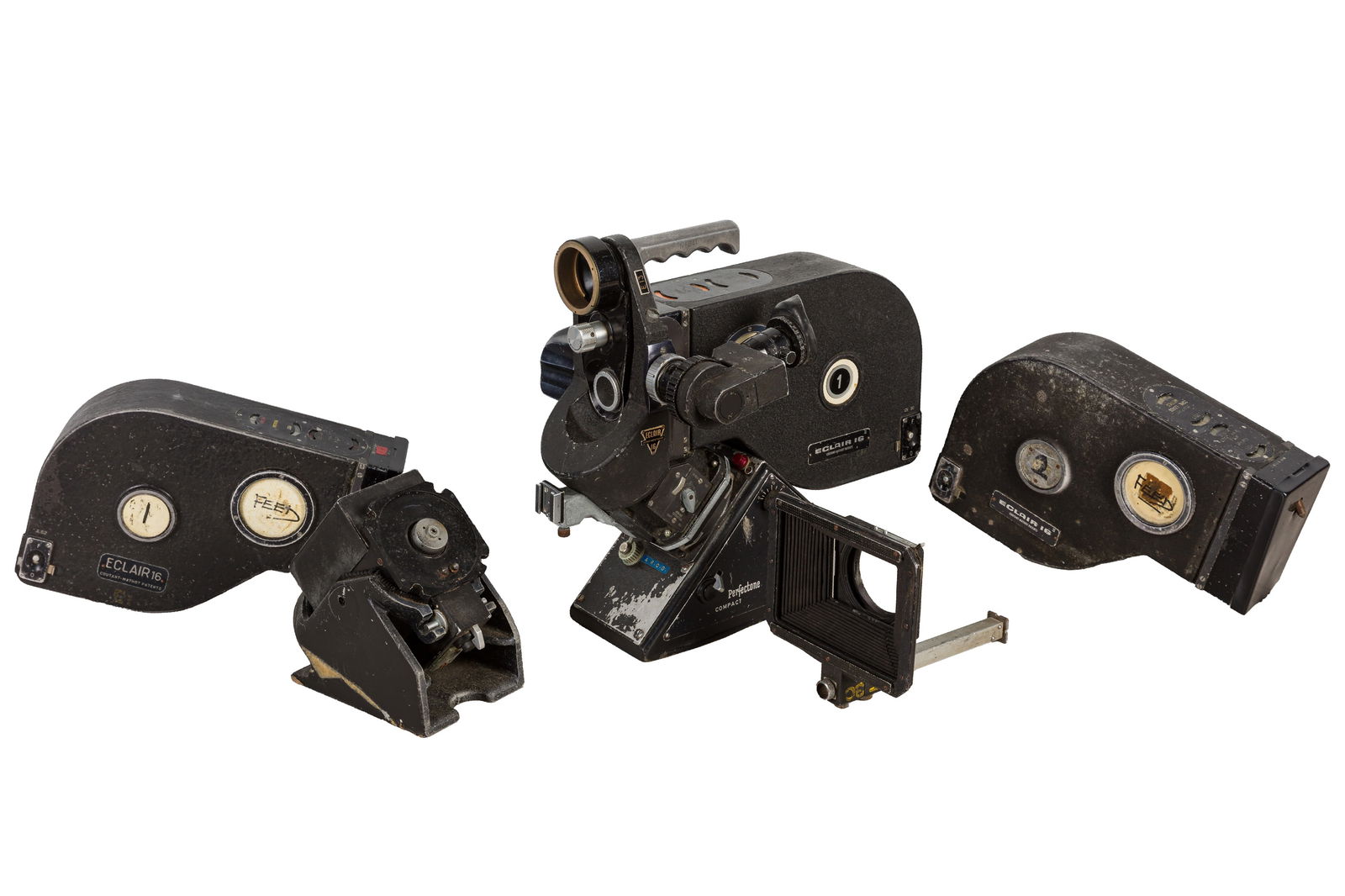 An Eclair II 16mm Cine Camera (1 of 5)