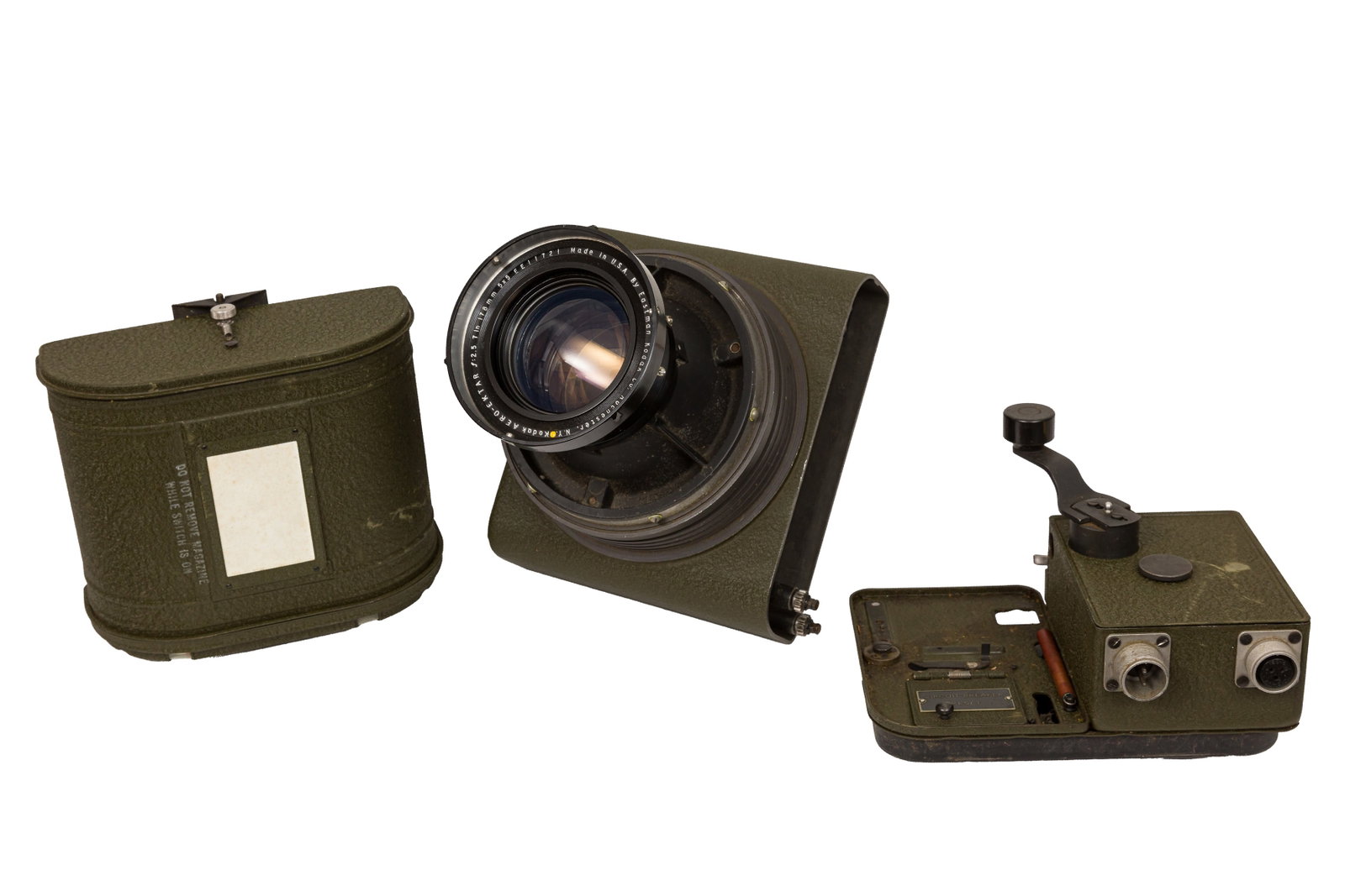 A U.S Army Air Forces Aircraft Type K-24 Aerial Reconnaissance Camera: A U.S Army Air Forces Aircraft Type K-24 Aerial Reconnaissance Camera Serial No: A.F 44-154074 Body: G Army Order No: W33-038 ac 1639 Shutter: Untested Lens: Kodak 7" f/2.5 5x5 Aero-Ektar (EE11721) Op