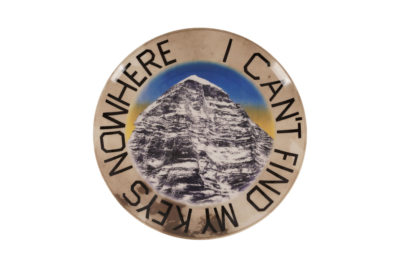 ED RUSCHA (AMERICAN b.1937) FOR COALITION FOR THE HOMELESS: Can't find keys' plate (limited edition of 250), 2022 Glazed porcelain Printed signature and marks verso 27cm diameter With original box