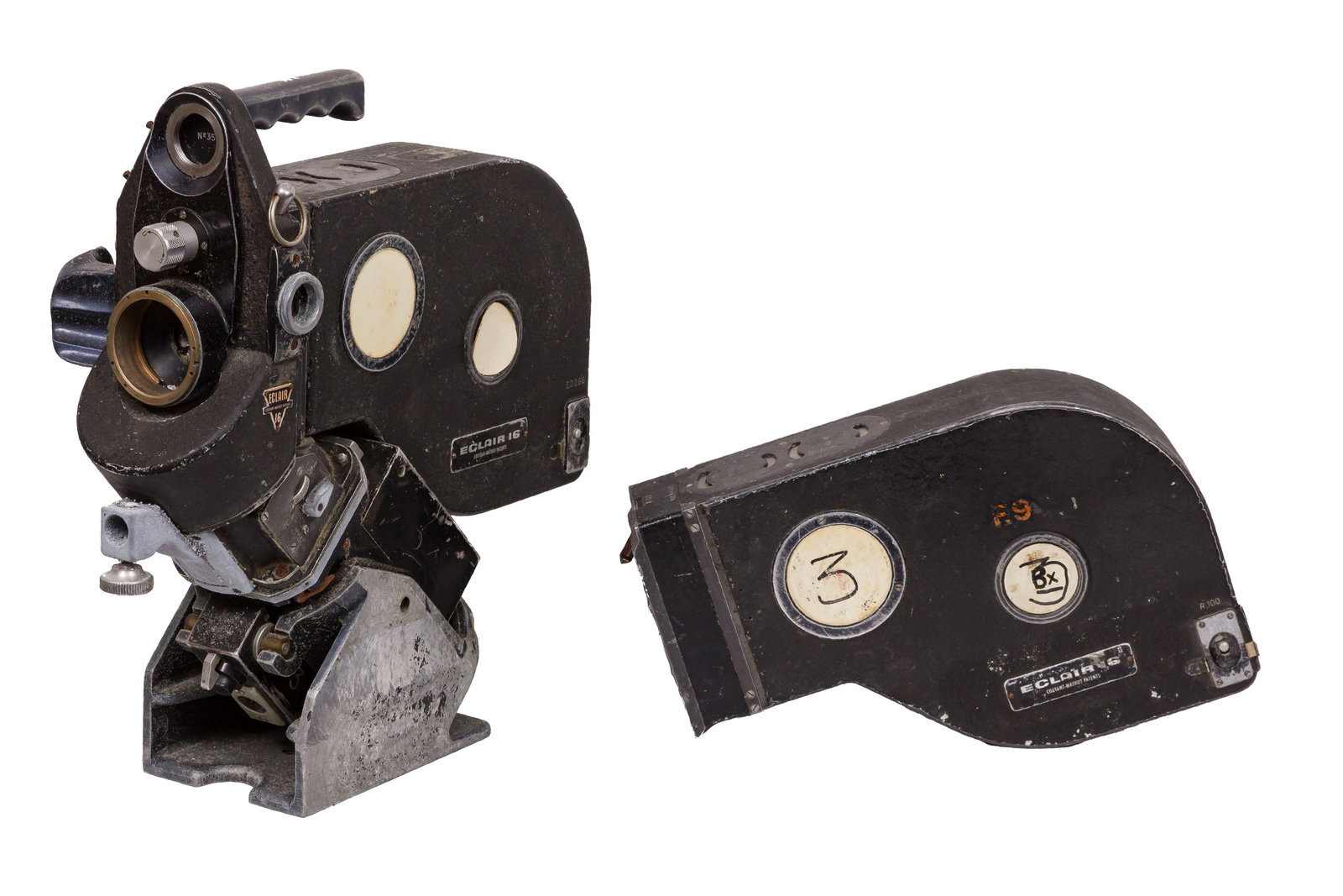 An Eclair II 16mm Cine Camera (1 of 5)
