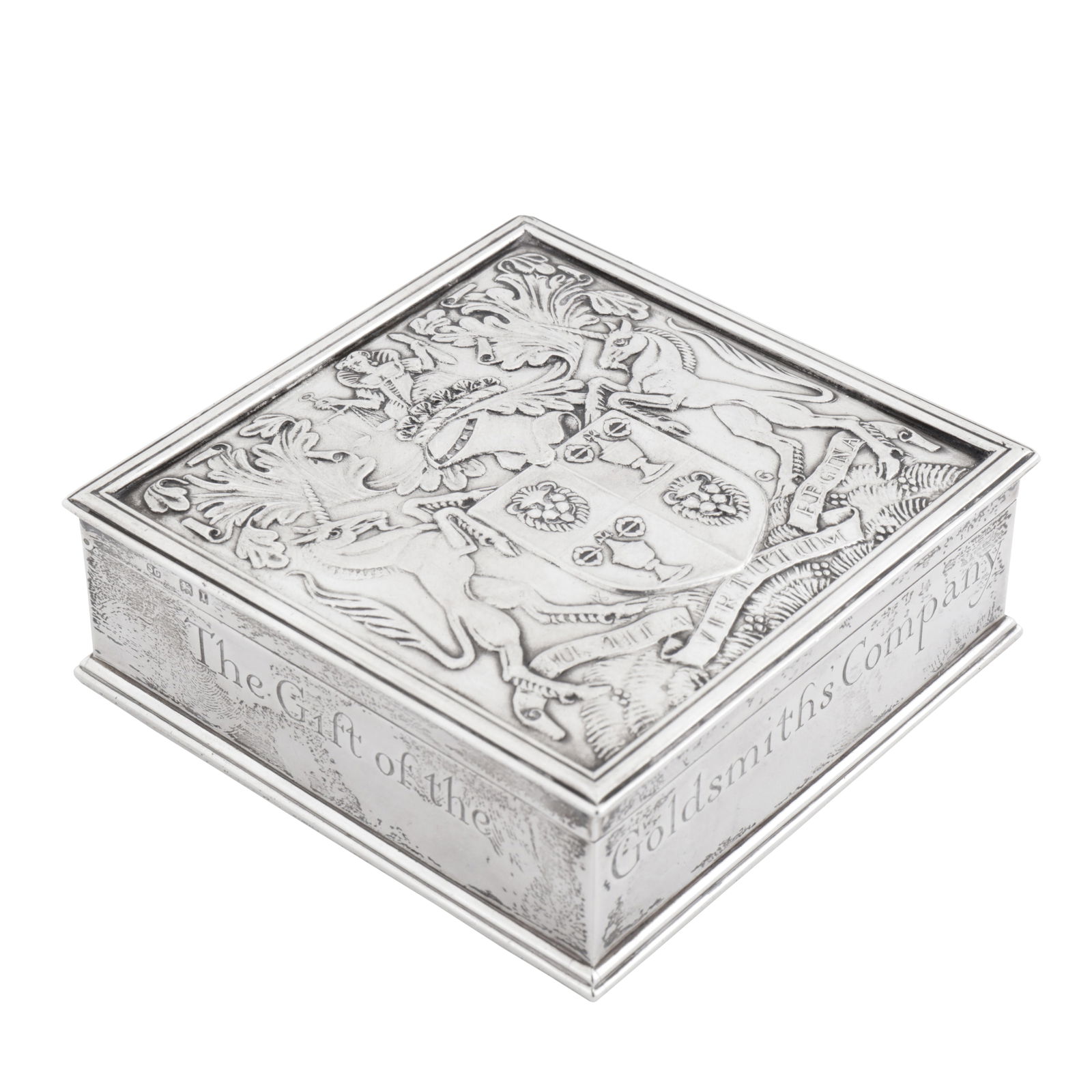 London 1926 by Garrard (Sebastian Garrard) A George V sterling silver Worshipful Company of: London 1926 by Garrard (Sebastian Garrard) A George V sterling silver Worshipful Company of Goldsmiths livery cigarette box Of square form the hinged lid cast coat of arm full armorial for the Worship