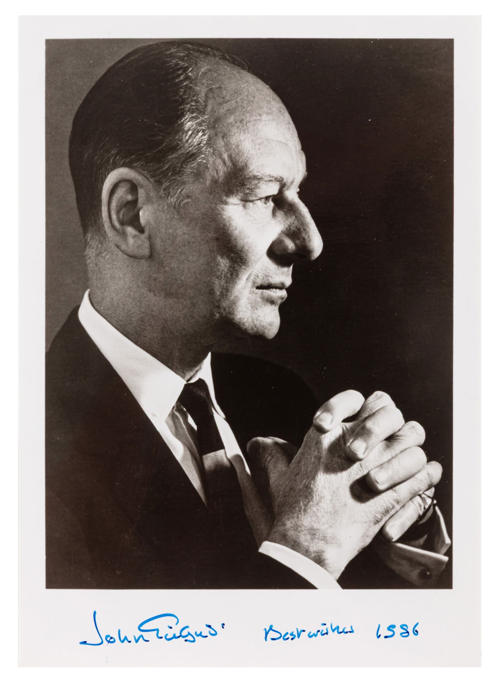 Photograph Collection.- British Actors Signed photographs: Photograph Collection.- British Actors Signed photographs Collection of photographs signed by prominent British stage and cinema actors, including: Tom Walls, Harry Welchman, Bransby Williams, Ivor N