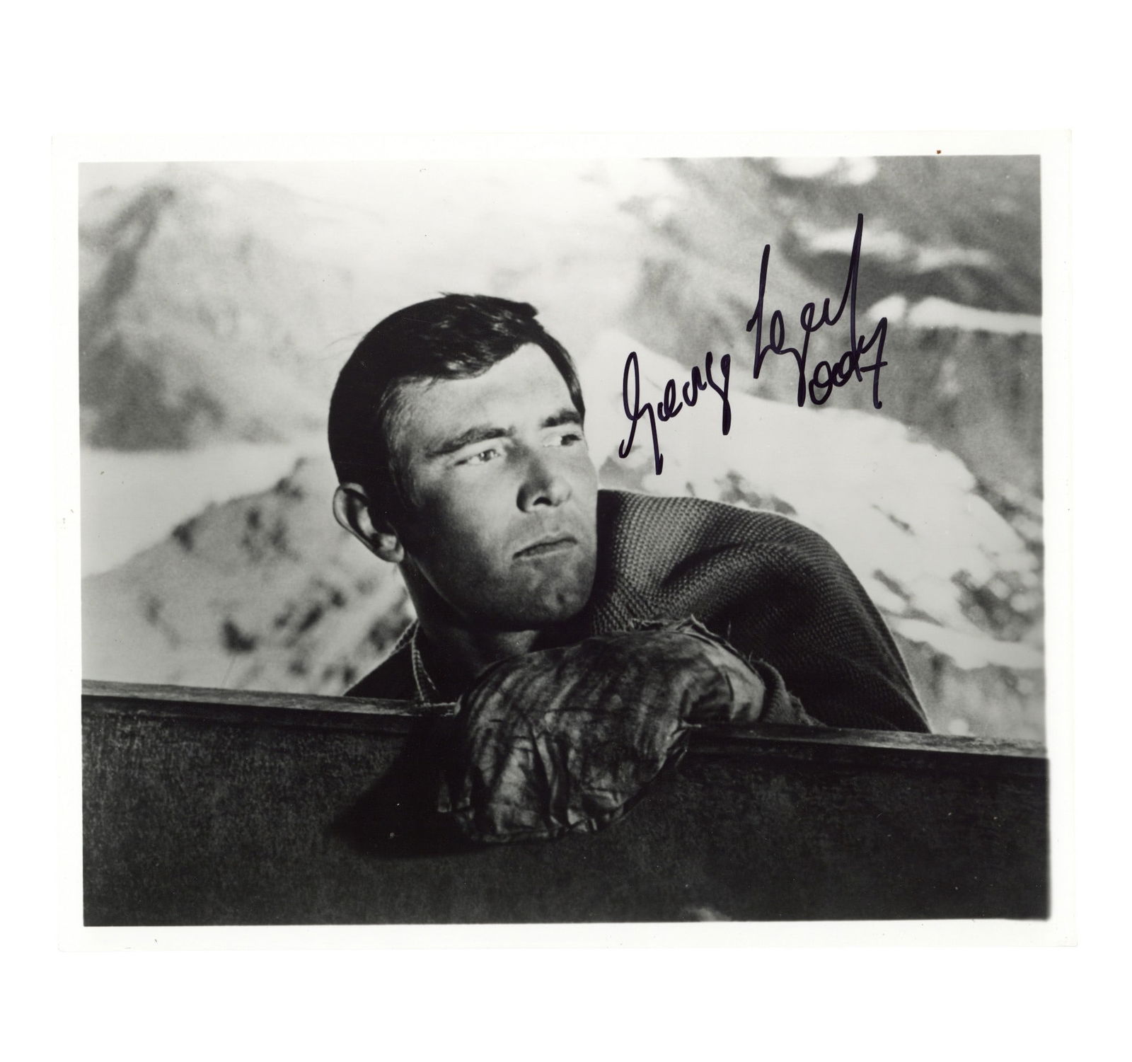 Lazenby (George) Signed photograph (1 of 1)