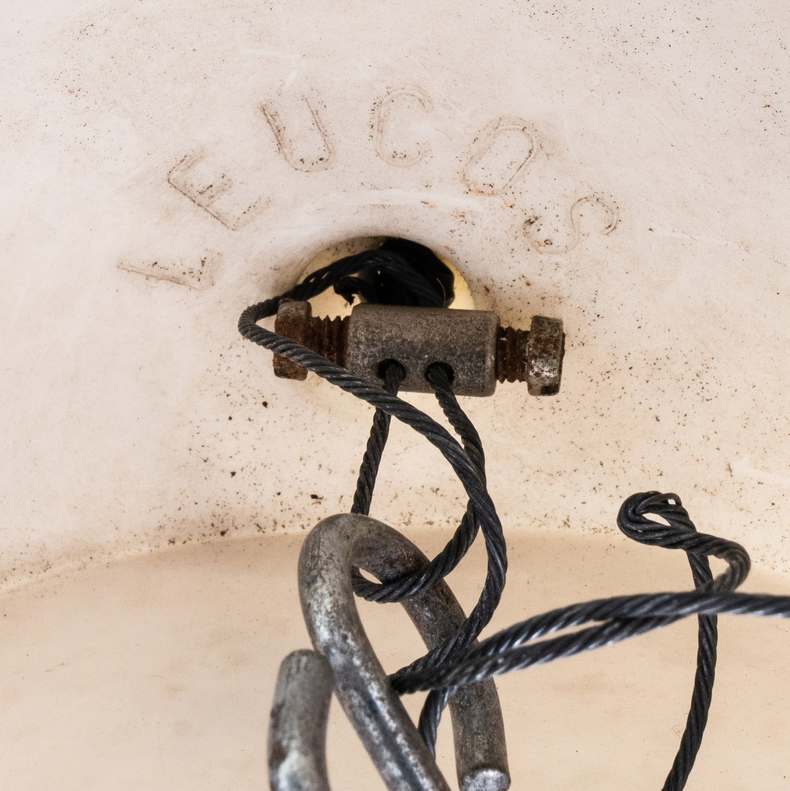 Roberto Pamio & Renato Toso (Italian, 20th Century) for Leucos Dome pendant - 2
