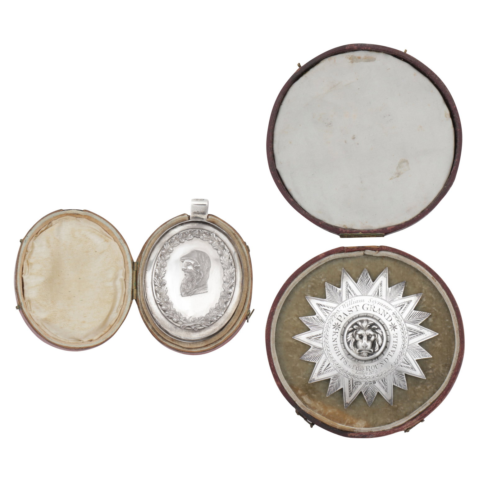London 1814 by GR ( possibly George Richards ) A cased George III sterling silver masonic badge (1 of 1)
