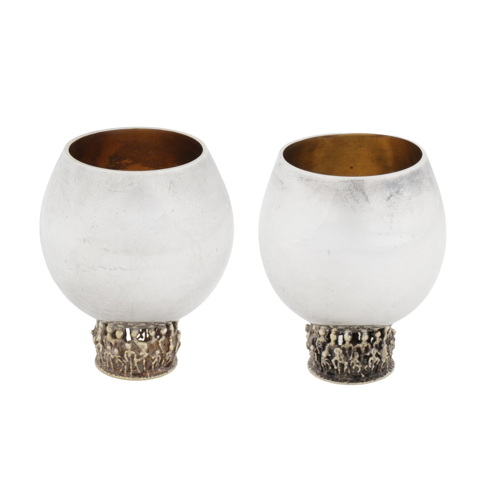 London 1973/77 by Stuart Devlin (1931-2018) A pair of Elizabeth II modernist sterling silver parcel (1 of 1)