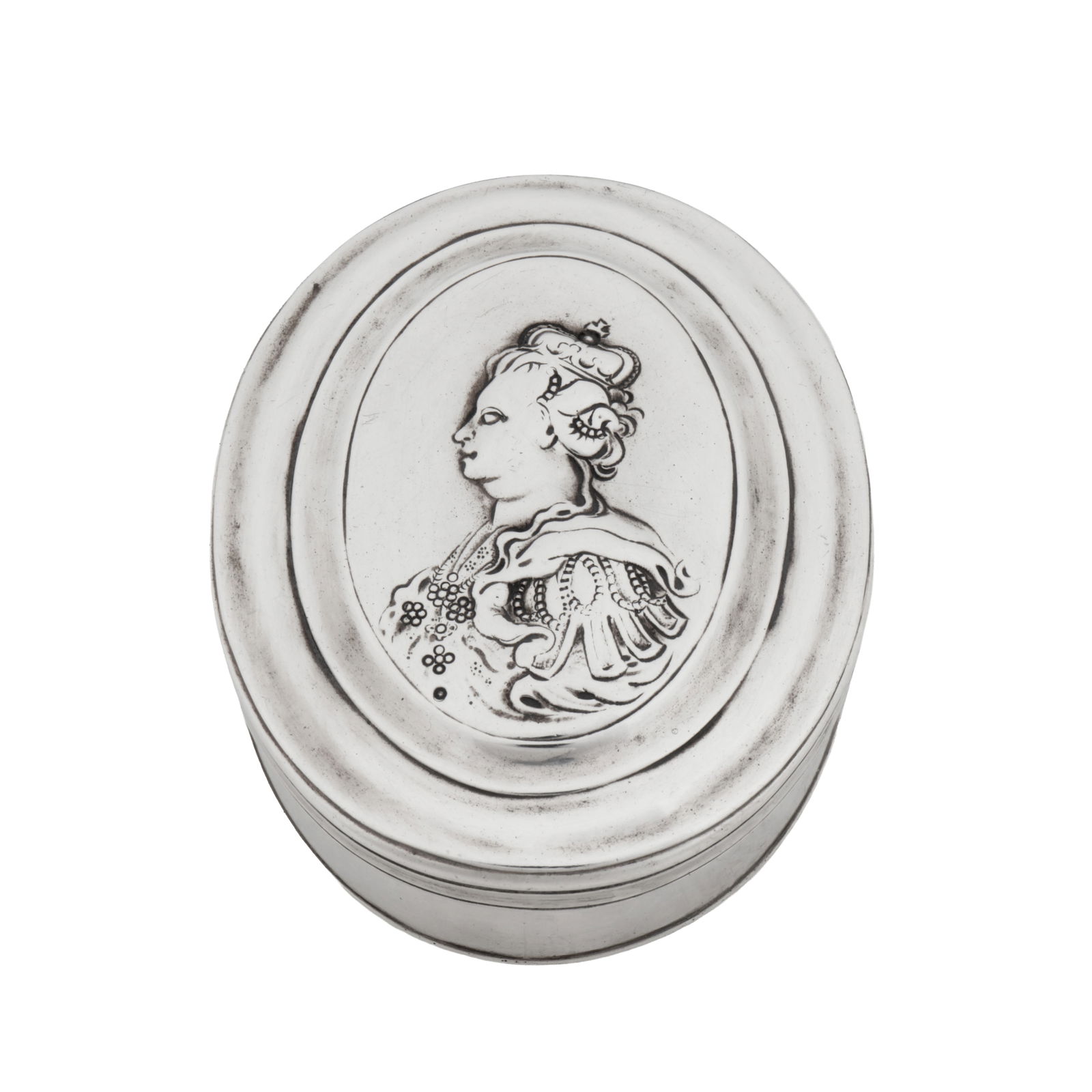 Probably London circa 1720 A George I early 18th century unmarked silver tobacco box (1 of 1)