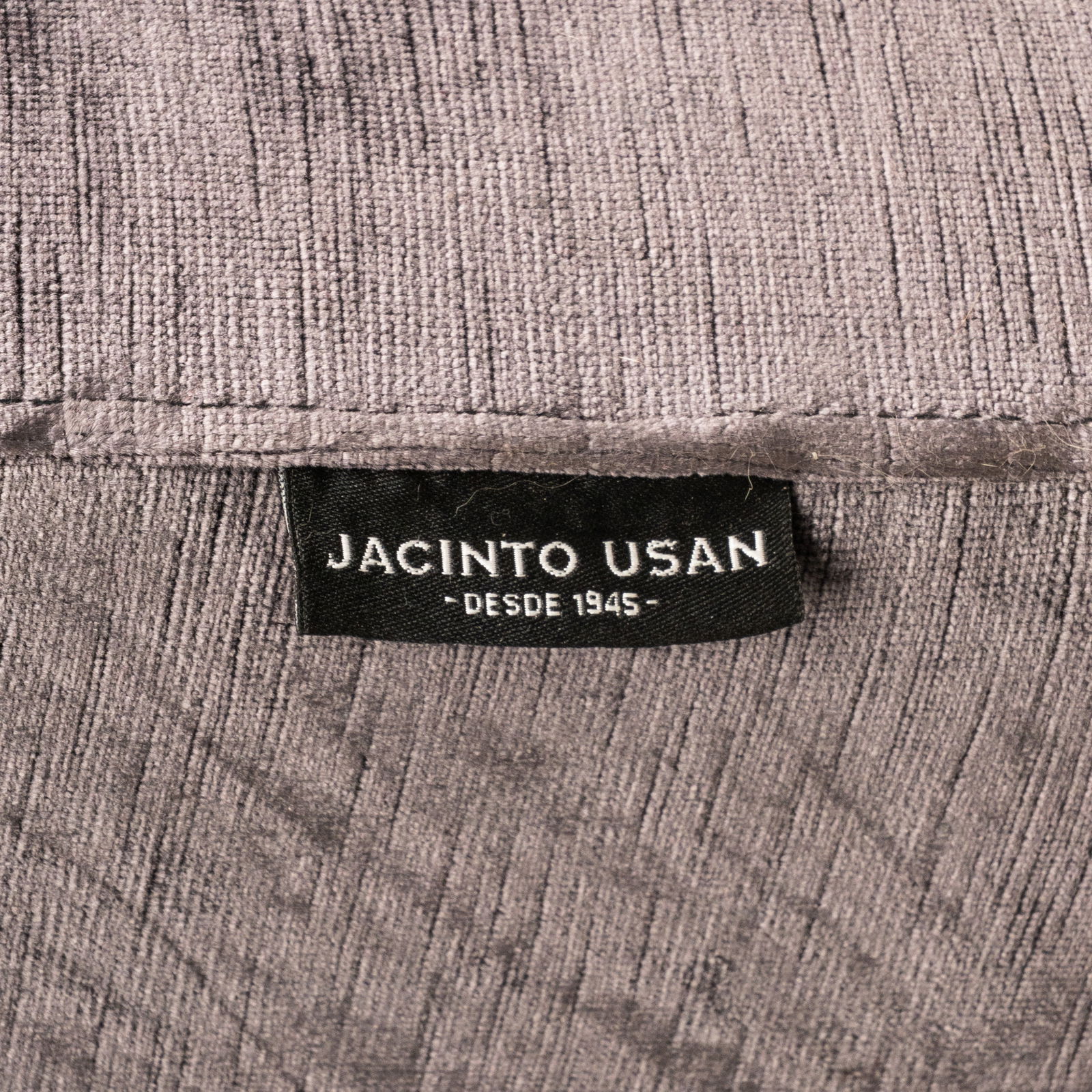 Jacinto Usan, Spain Three-seater sofa, with Andrew Martin upholstery - 4