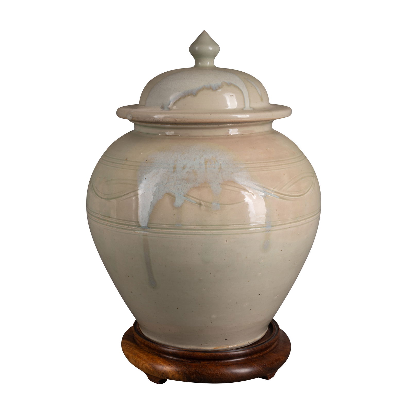 Gotsu Kiln (Japan) Large jar and cover on stand (1 of 2)