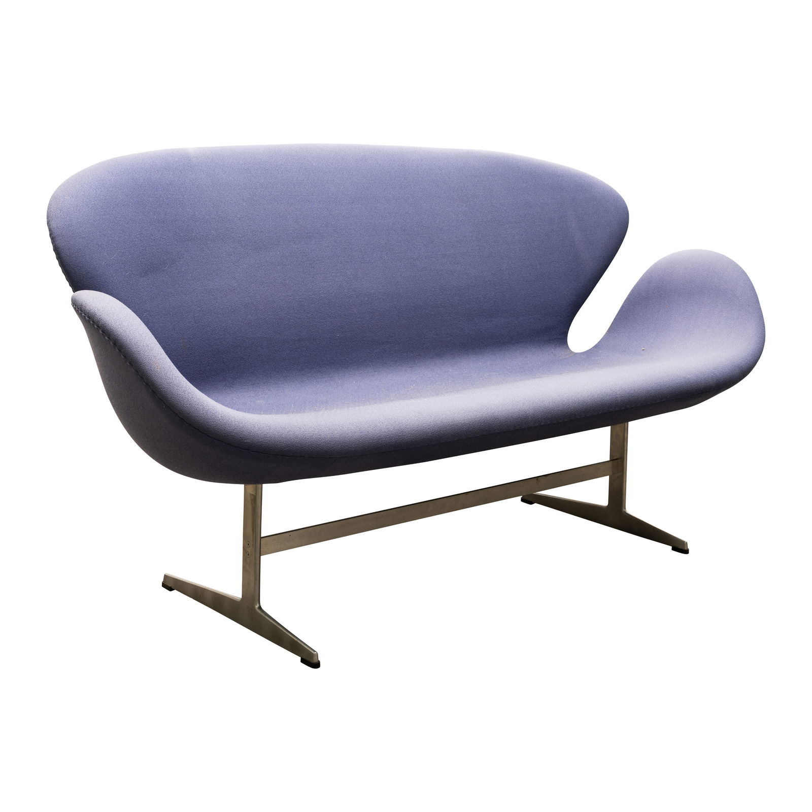 Arne Jacobsen (Danish 1902-1971) 'Swan' Sofa - 4
