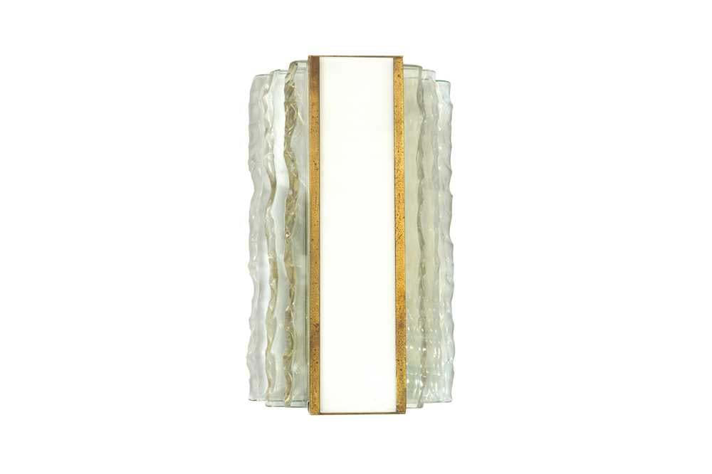 Max Ingrand (French 1908-1969) for Fontana Arte, Italy Wall light: Max Ingrand (French 1908-1969) for Fontana Arte, Italy Wall light circa 1958Cut crystal, mounted on brass, central panel of opaline glass.35cm long