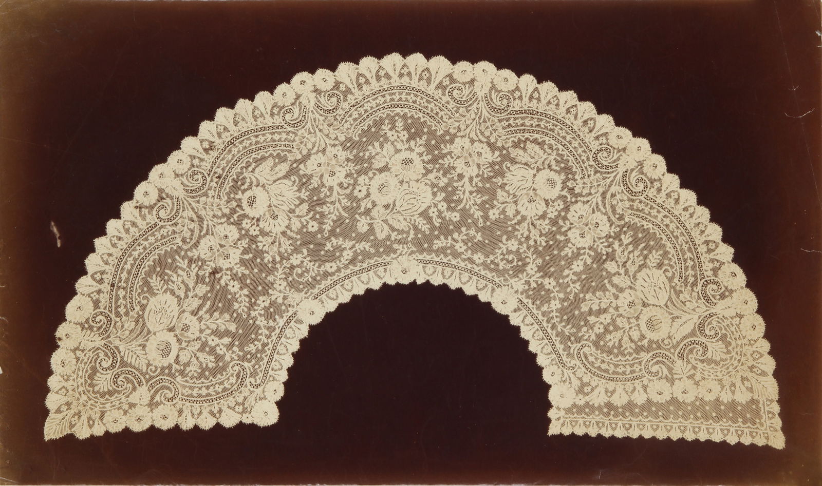 Unknown Photographer (19th cent.) Lace Fan Studies, c.1890s - 7