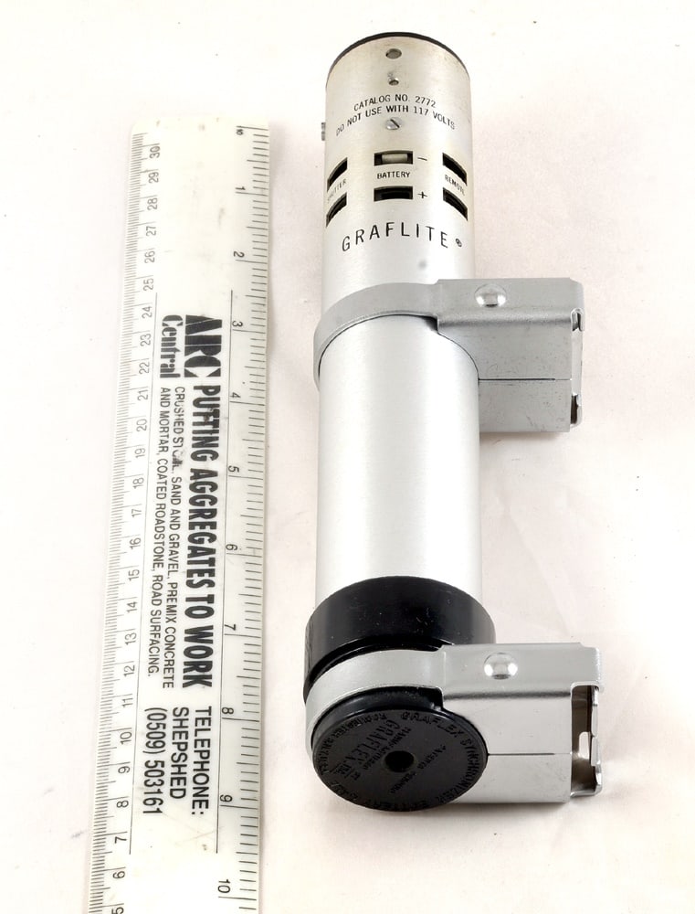 A Short Graflex 2772 Graflite Flash Unit. A good Star Wars Light Sabre alternative. - 2