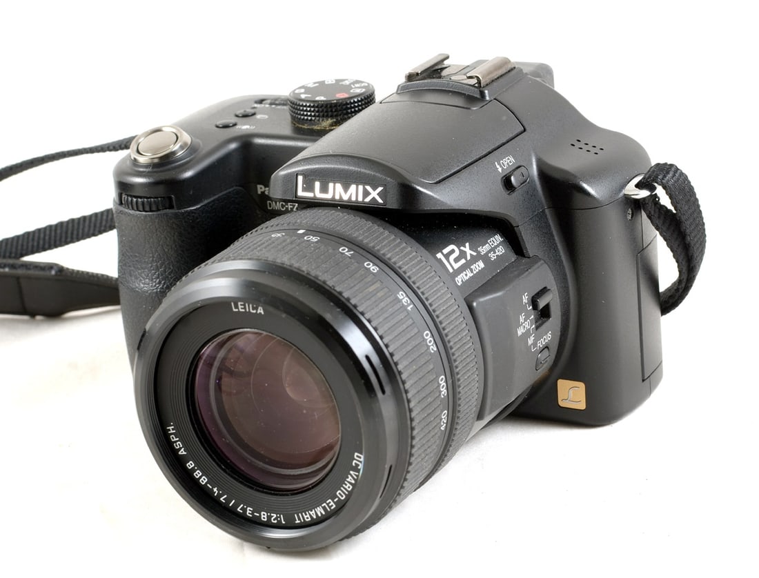 Panasonic DMC-FZ30 Digital Bridge Camera Also a Sony Handycam DVD106E - 2