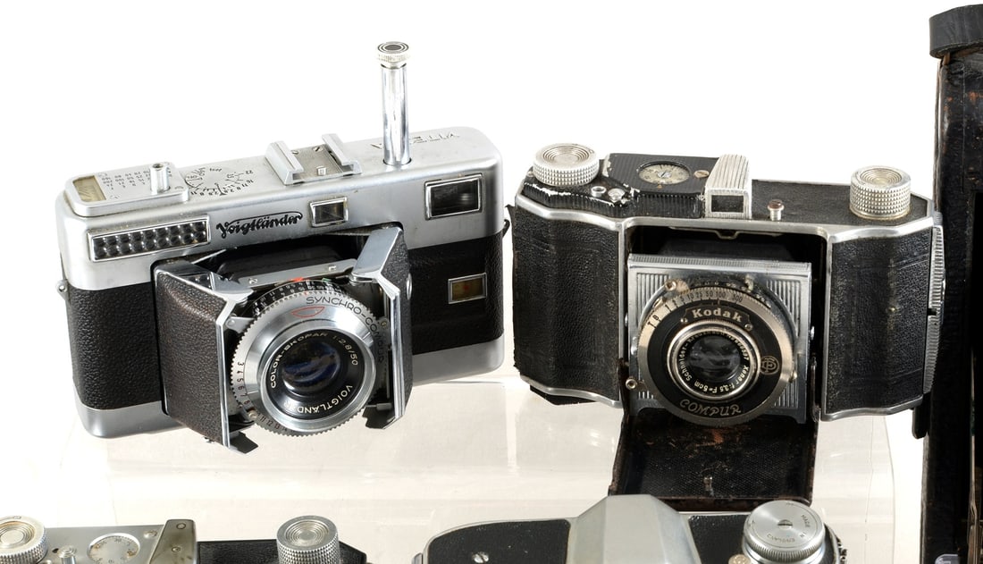 Voigtlander Vitessa (Barn Doors Version). Plus Ensign other folding cameras. - 3