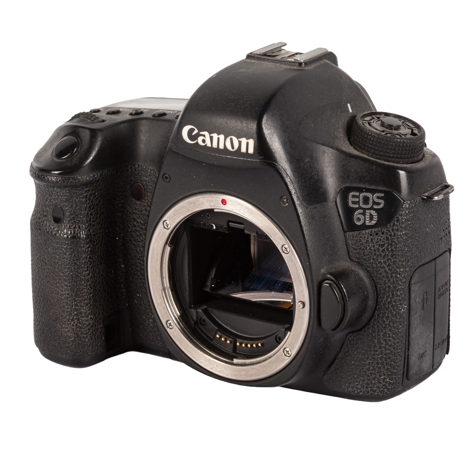 Canon 6D DSLR Camera Body: Canon 6D DSLR Camera Body Serial No: 14102800192 Body: P Shutter: untested