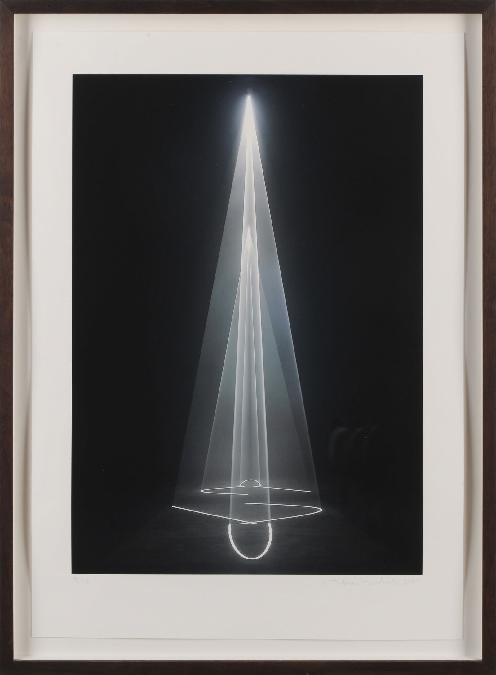 § Anthony McCall (b.1947) Between You and I, 2007 - 2