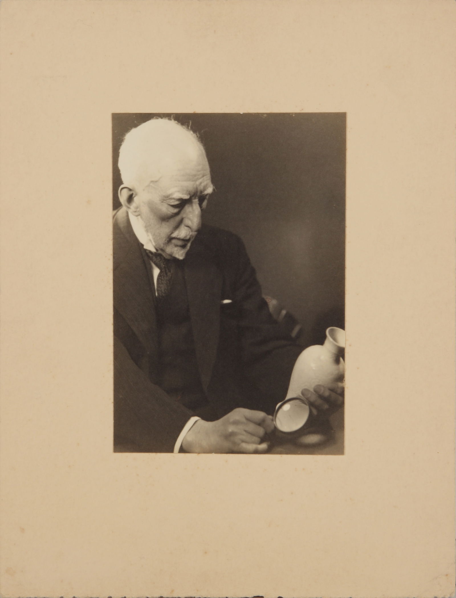 Photographer Unknown c.1930 George Eumorfopoulos (1863-1939) renowned expert on Chinese antiquities - 2