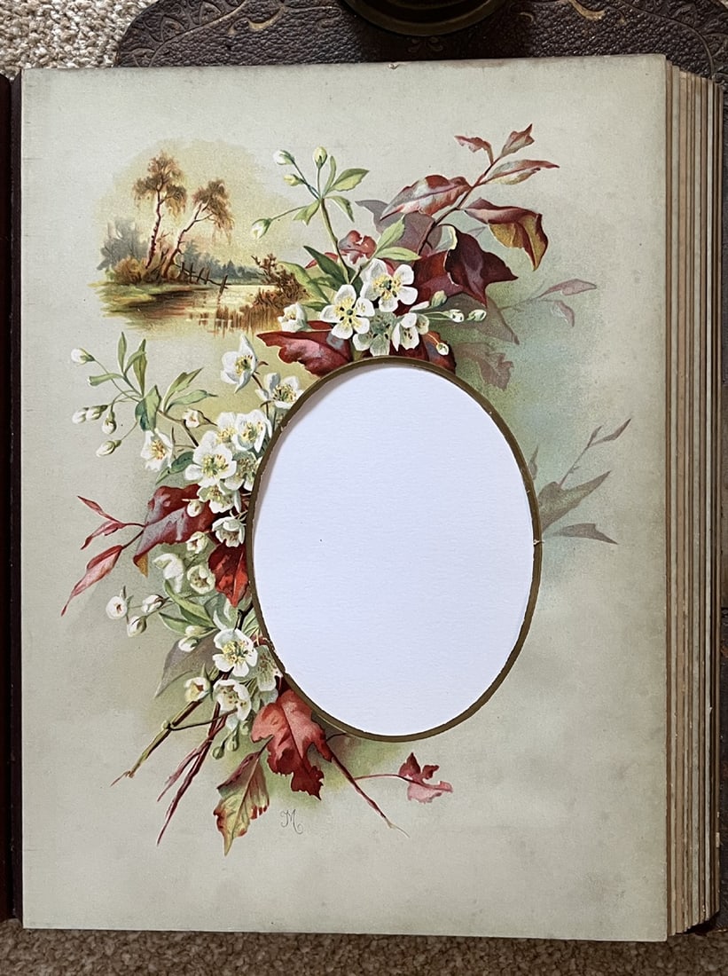 Victorian Photograph Album with Intergral Clock. - 5