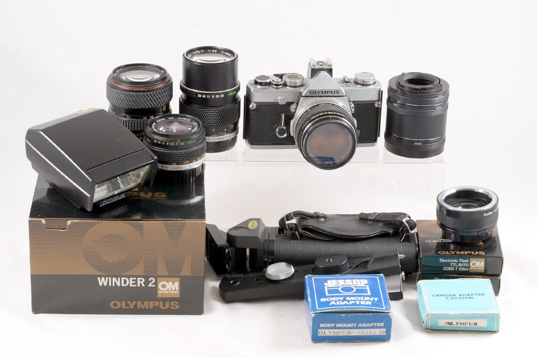 Olympus OM1n Close-Up & General Outfit. With 2 silver rim lenses. (1 of 2)