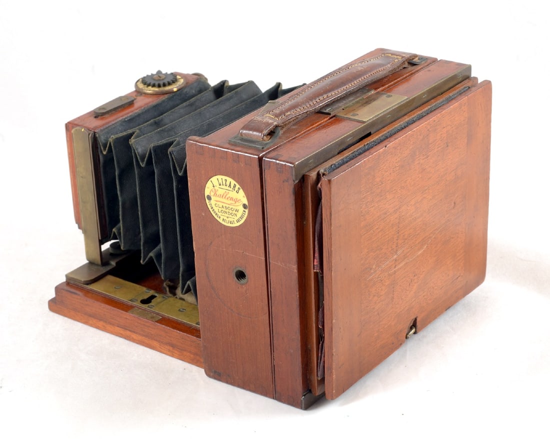 Lizars Challenge Plate Camera. With a Taylor Hobson Cooke Series III lens. - 3