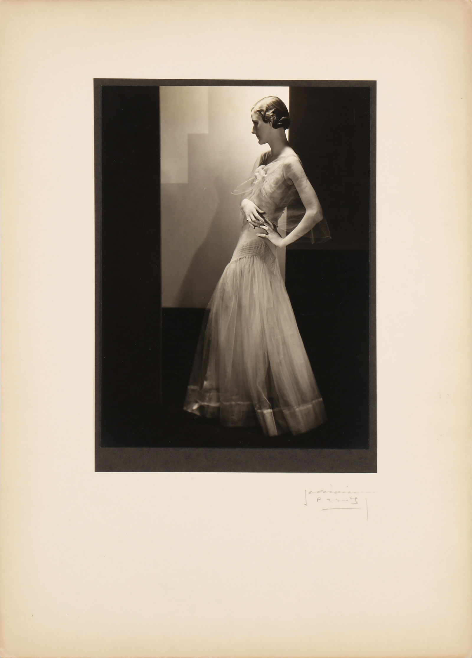 Egidio Scaioni (1894-1966) Fashion Study, c.1920-1930 - 2