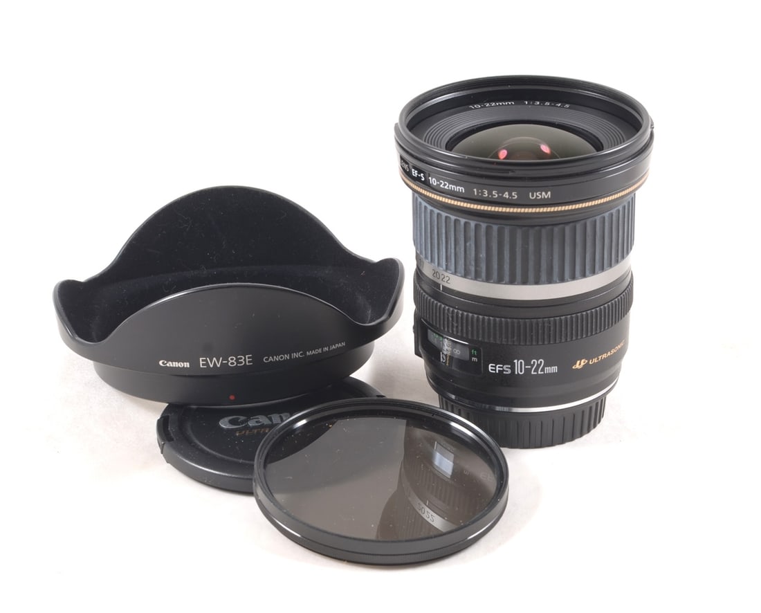 Canon EF-S 10-22mm f3.5-4.5 USM Ultra Wide Zoom Lens. With EW-83E lens hood.: Canon EF-S 10-22mm f3.5-4.5 USM Ultra Wide Zoom Lens. With EW-83E lens hood. With EW-83E lens hood. Signs of normal use, optics good.