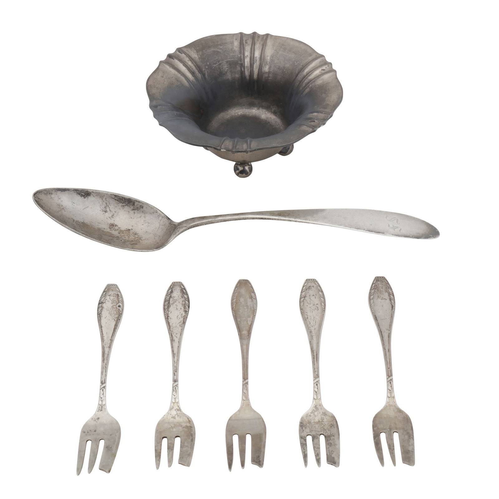 Grodno 1836 An early 19th century Russian provincial (Belarussian) 84 zolotnik tablespoon: Grodno 1836 An early 19th century Russian provincial (Belarussian) 84 zolotnik tablespoon Engraved with initials. Together with German 800 standard five cake forks, and a bowl. (7) Weight –