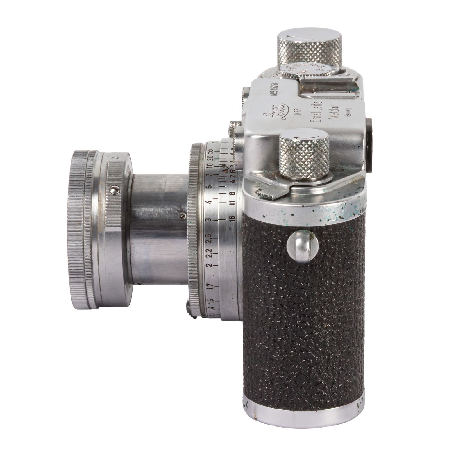 Leica IIIc Rangefinder Camera Outfit: Serial No: 515256 Body: VG Shutter: working Lenses: Leitz 5cm f/2 Summitar (737952) Leitz 13.5cm f/4.5 Hektor (1268198) Optics: Overall VG, 737952 shows very minor signs or peripheral balsam seperatio