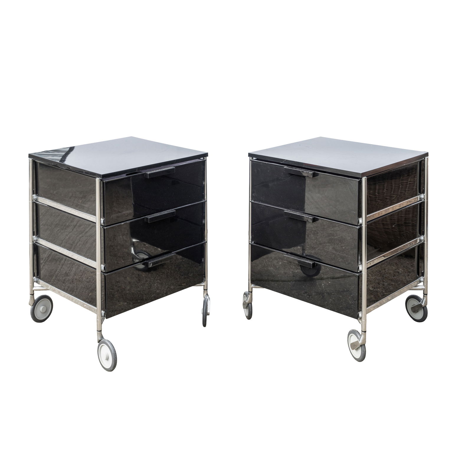 Kartell, Italy Pair of Mobil-Drawers with wheels (1 of 1)