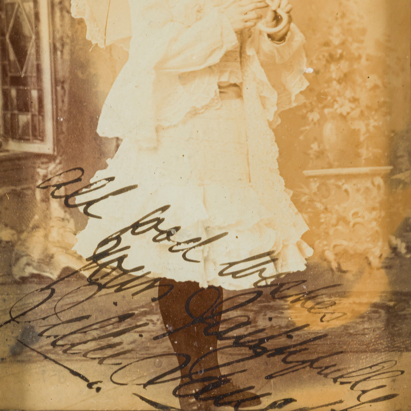 Langtry (Lillie) Signed photograph - 3