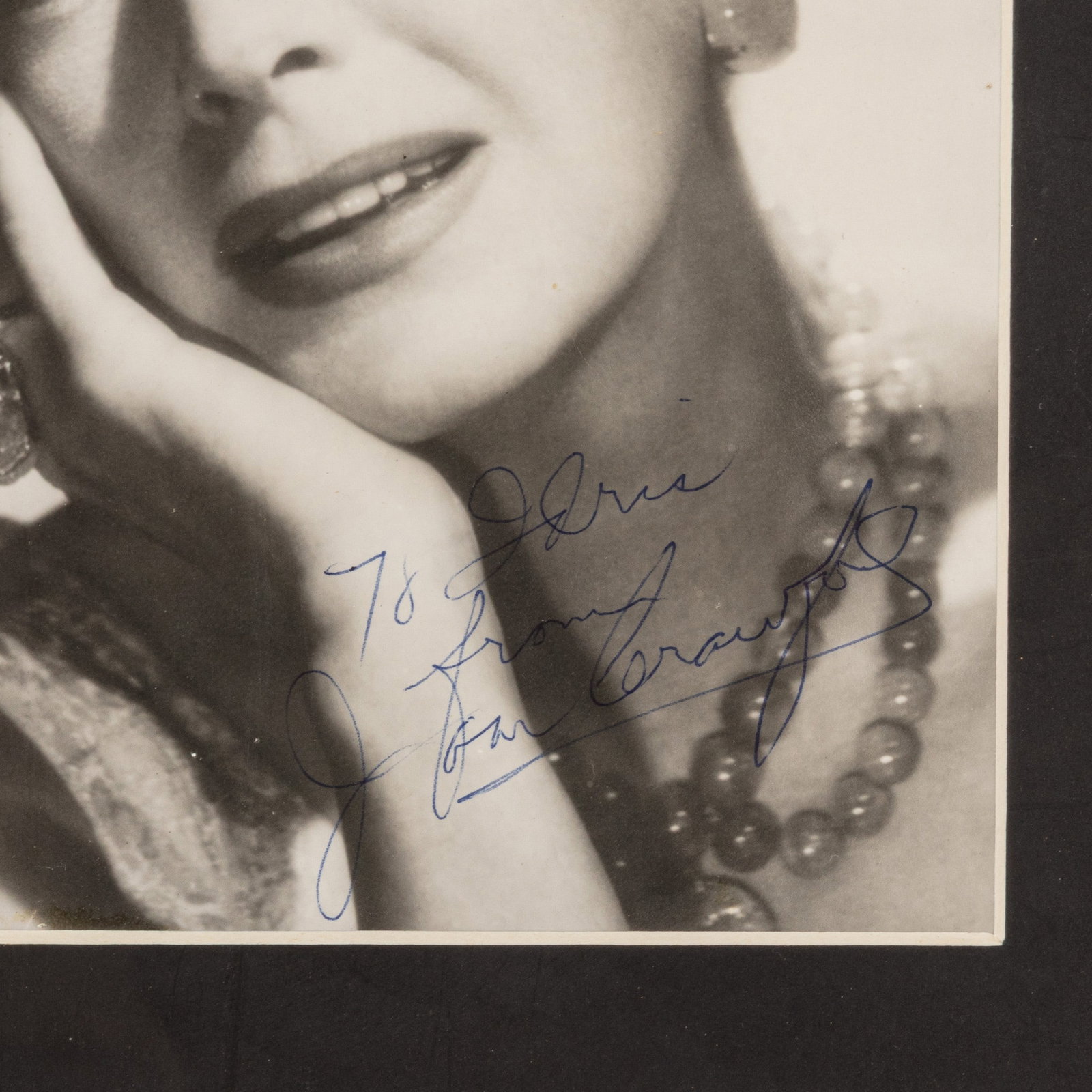 Crawford (Joan) Signed photograph - 2