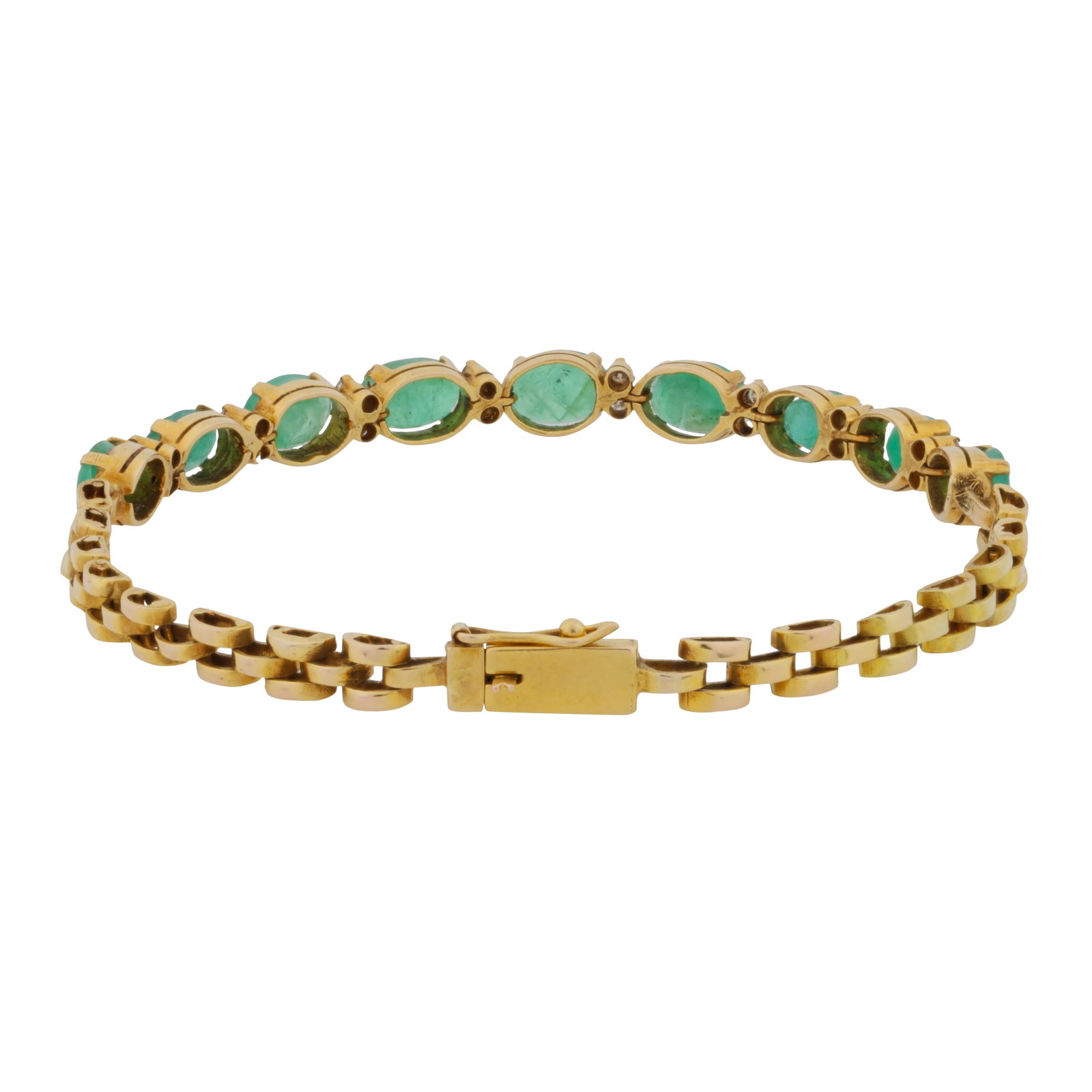An emerald and diamond bracelet Yellow metal - 2