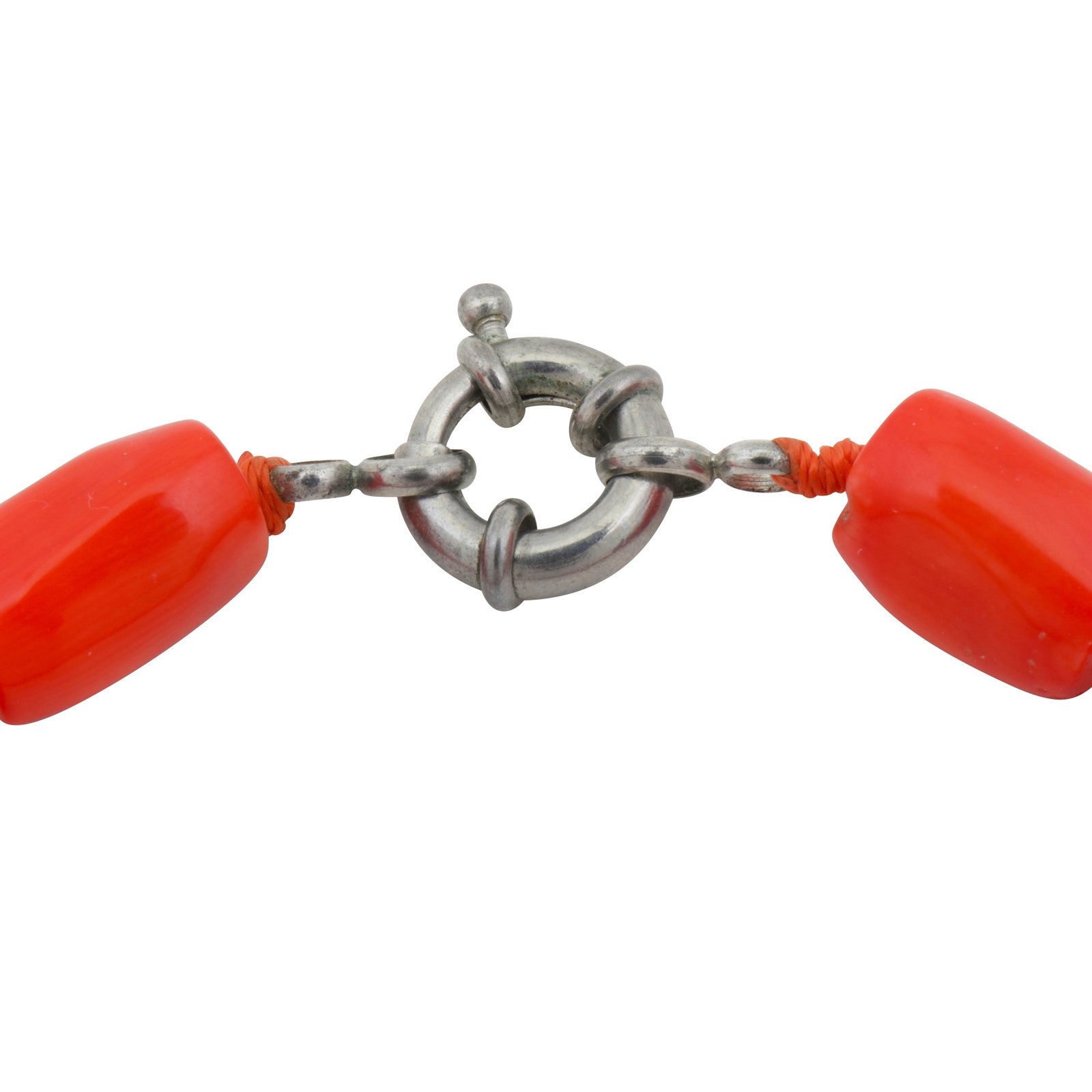 A coral bead necklace White metal - 2