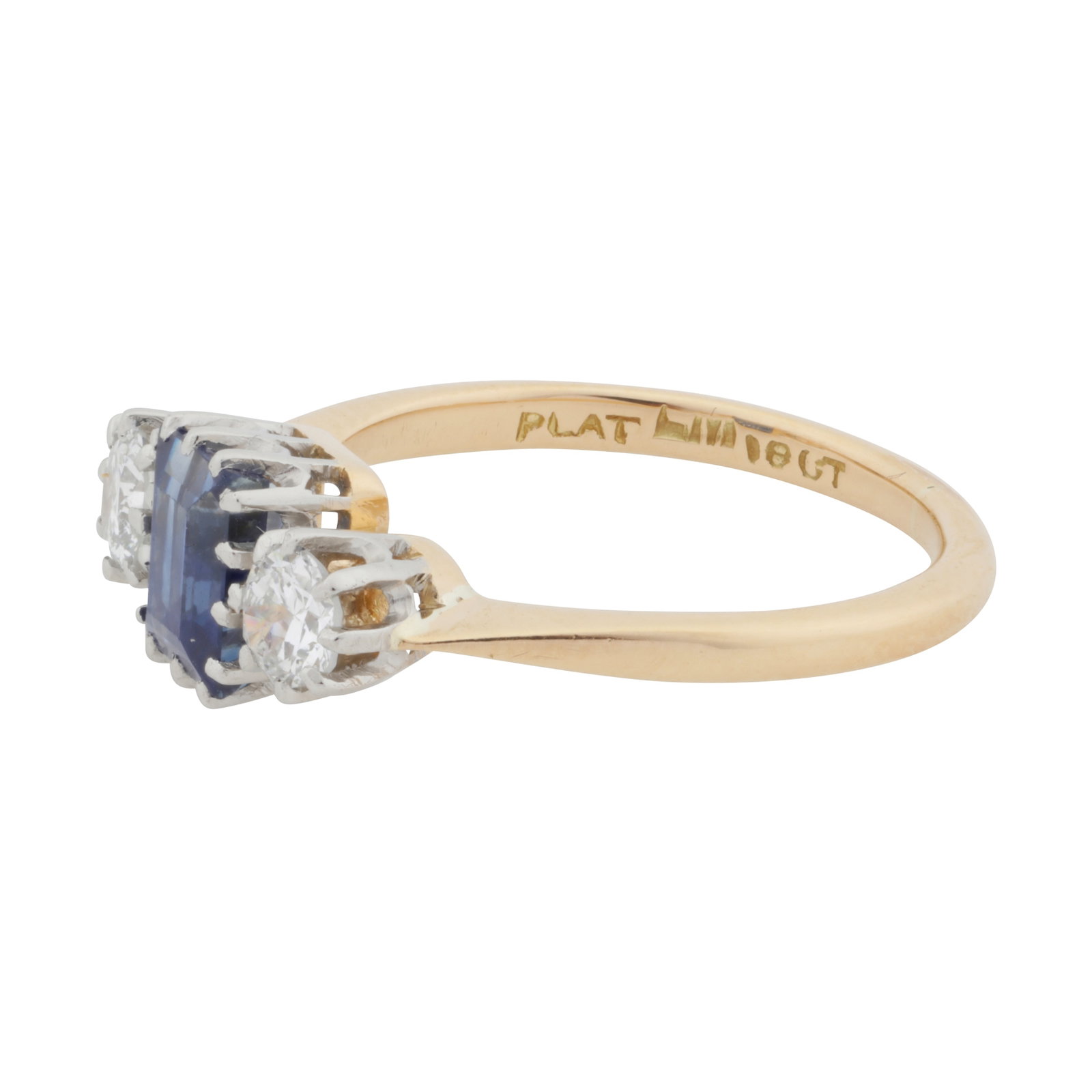 A sapphire and diamond three stone ring Yellow and white metal - 2