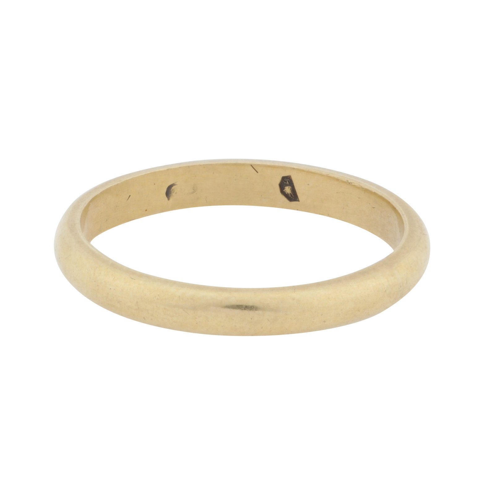 A band ring Yellow metal: A band ring Yellow metal Of polished finish, set in yellow metal, Hungarian assay mark, ring size O
