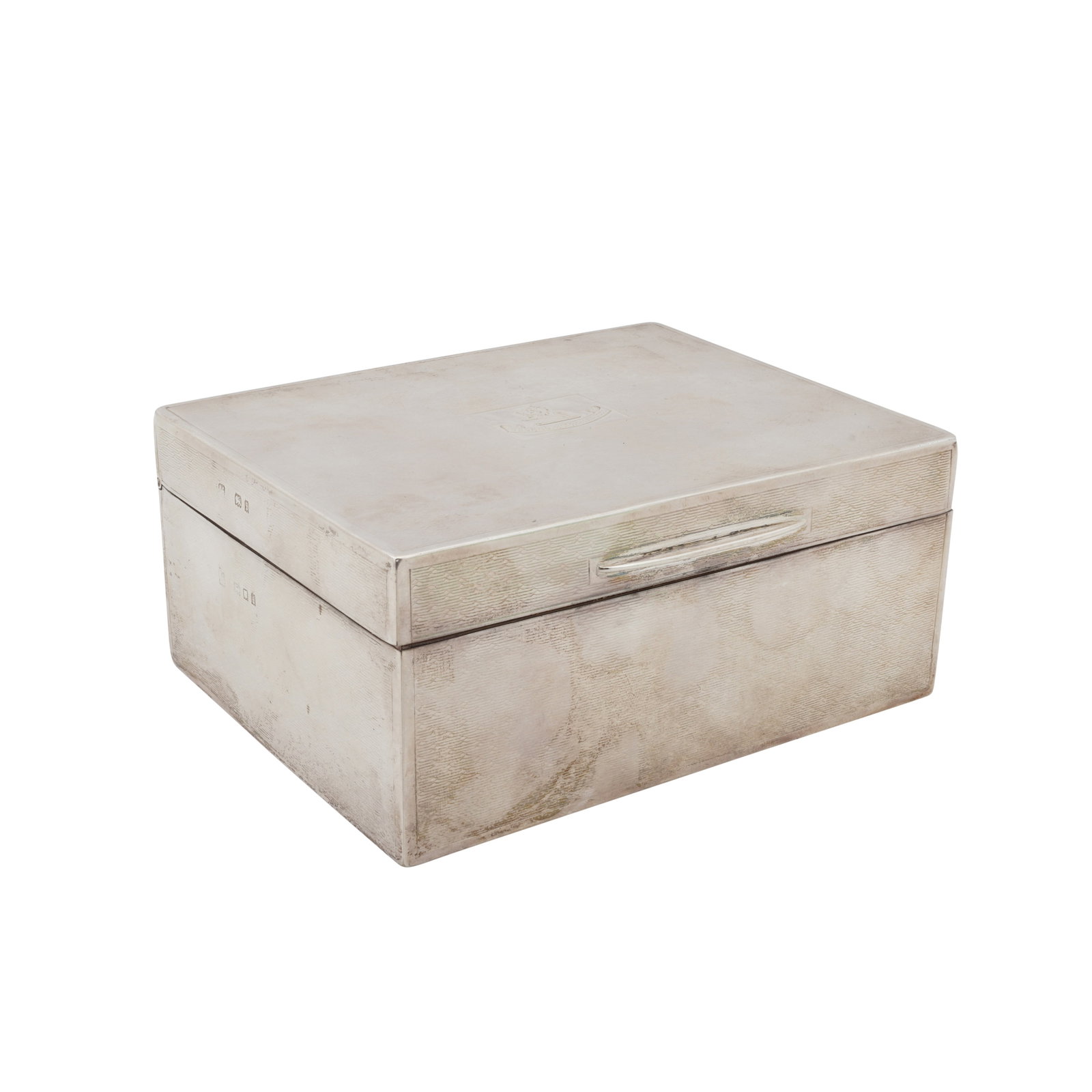 London 1924 by Northern Goldsmiths A George V sterling silver cigarette box (1 of 1)