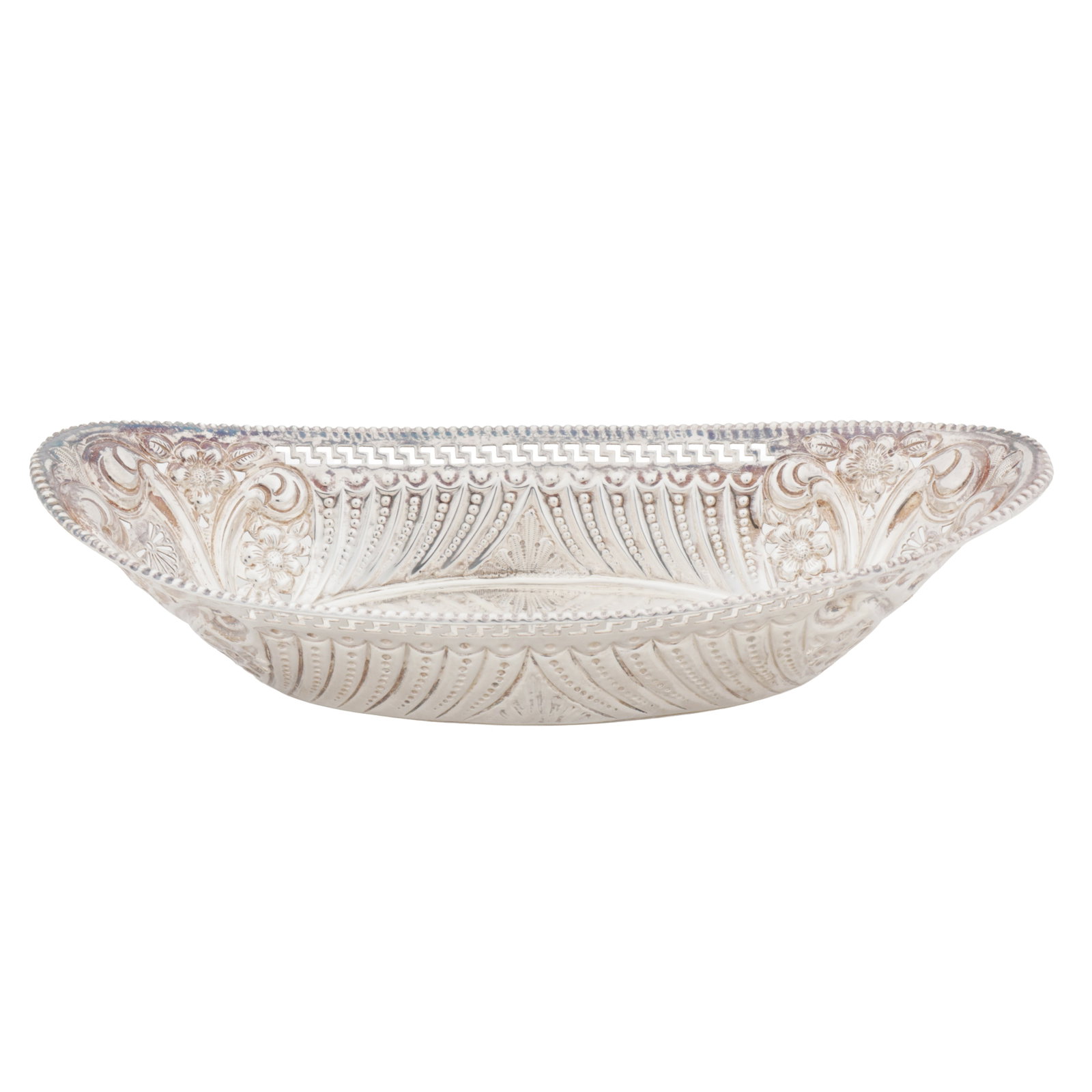 Sheffield 1909 by Mappin Brothers An Edwardian sterling silver small bread basket (1 of 2)