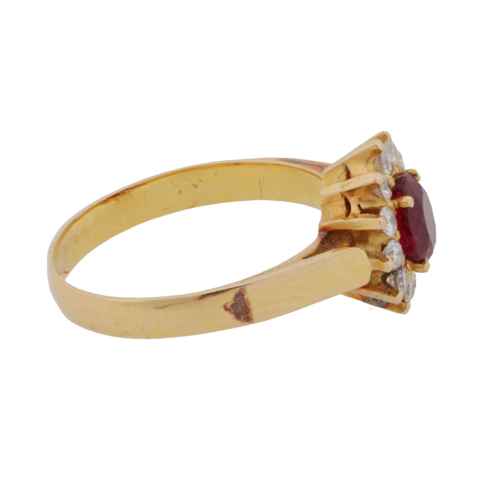 A ruby and diamond cluster ring Yellow metal - 2