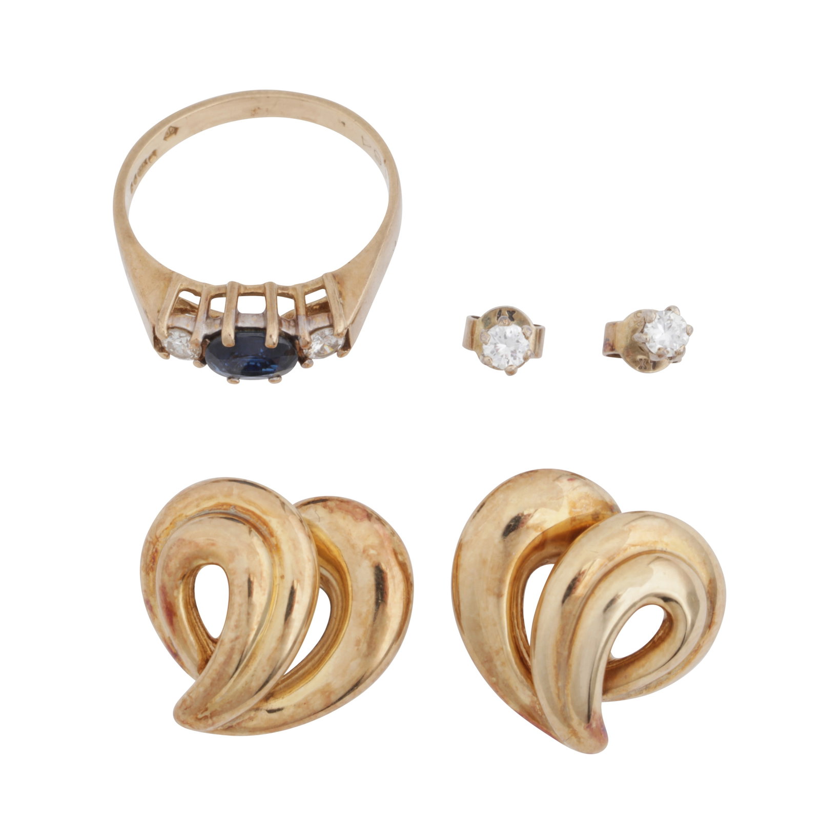 A group of jewellery yellow metal (1 of 1)