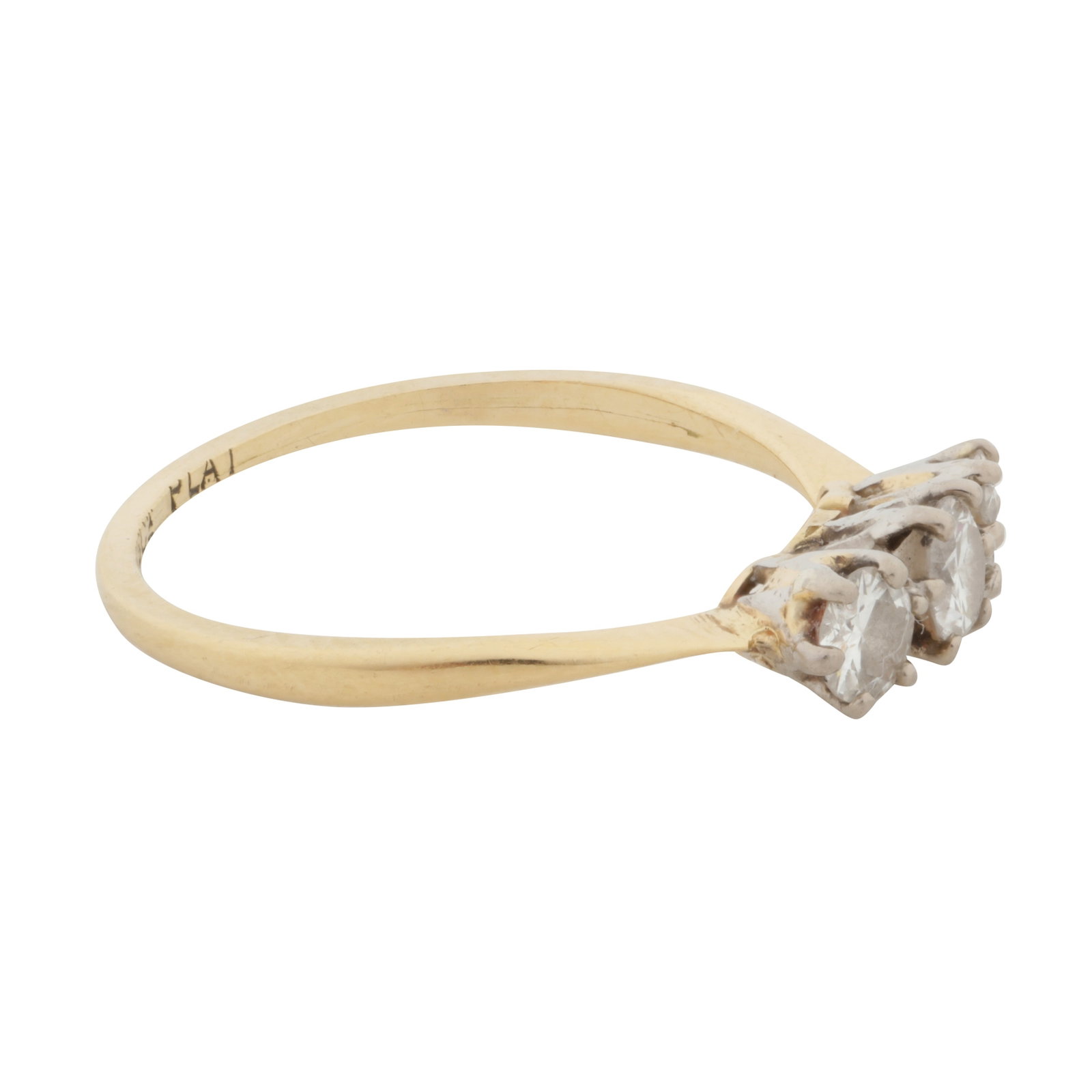 A diamond three stone ring Yellow and white metal - 2