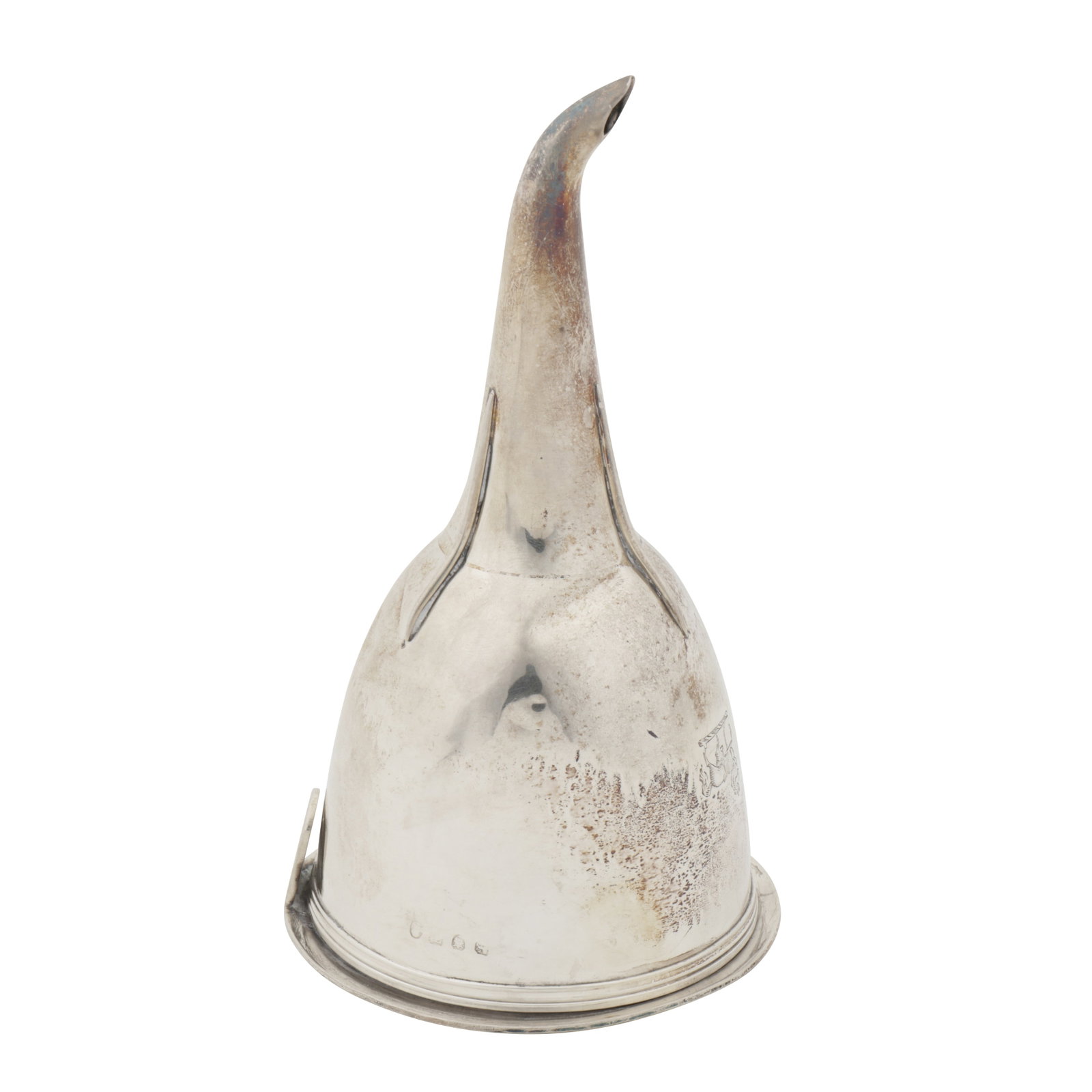 London 1794 probably by William Plummer A George III sterling silver wine funnel: London 1794 probably by William Plummer A George III sterling silver wine funnel of rounded circular form. Engraved with a crest of a horse saddled and bridled. Fully and part-marked. Height -14 cm /
