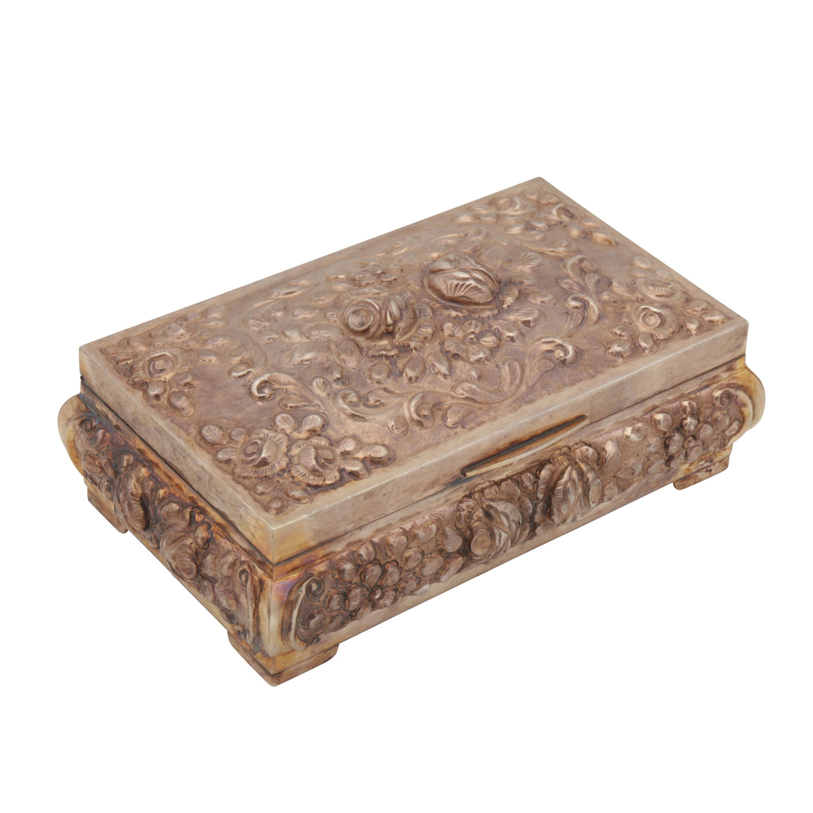 Turkey circa 1980 by Arda A late 20th century 900 standard silver jewellery box: Turkey circa 1980 by Arda A late 20th century 900 standard silver jewellery box Of rectangular form with a hinged lid on four bracket feet. Embossed flower decoration. Velvet lined interior. Length -